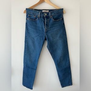 Levi’s Wedgie Size 28